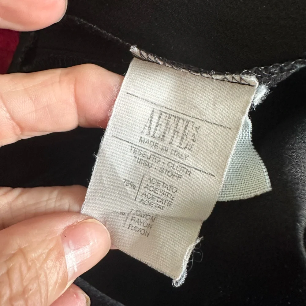 CHANEL Vintage Black Sleeveless Peter Pan Collar Mini Dress with Gold Buttons - Picture 12 of 13